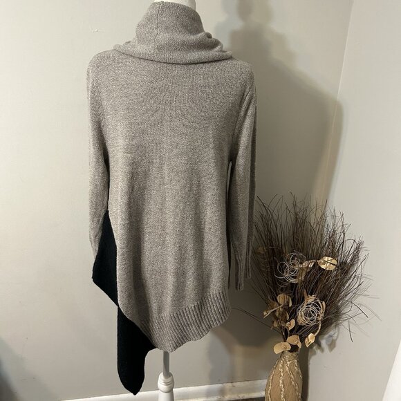 Curio New York Women Tunic Sweater Tan & Black Asymmetrical Hem Cowl Neck Sz XL - Picture 2 of 8